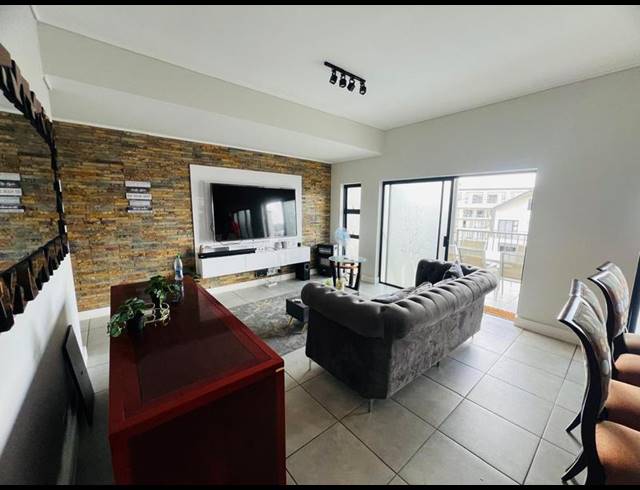 2 BEDROOM APARTMENT FOR SALE IN WATERFALL